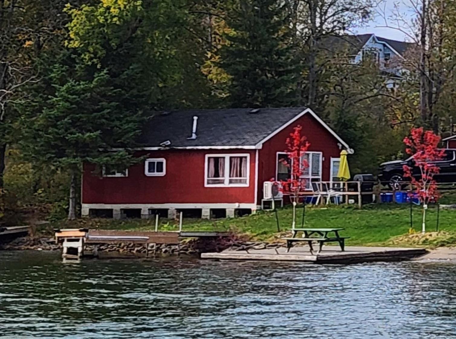 Trent River Cottages Hastings Bagian luar foto